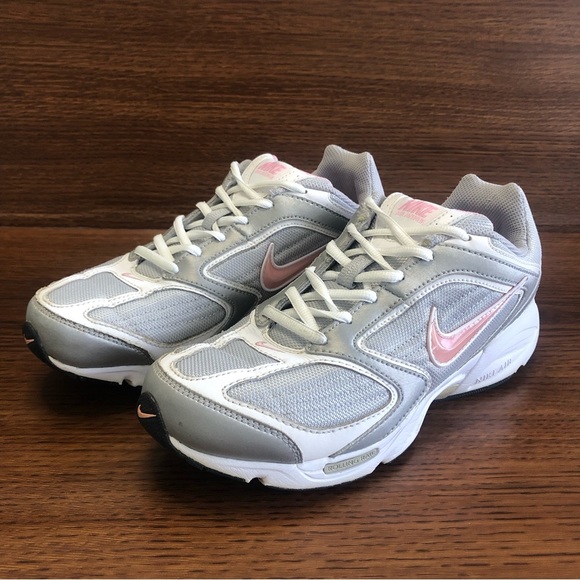 NIKE AIR AVENUE ROLLING RAIL Women’s Sneakers Size 8 - Picture 5 of 14